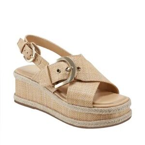 Marc Fisher Beige Woven Heels with Gold Buckle Size 5.5